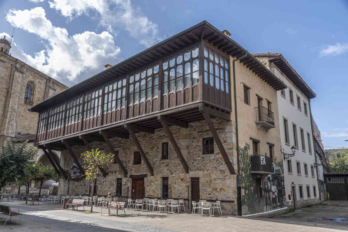 Vizcaya - Elorrio 15.jpg